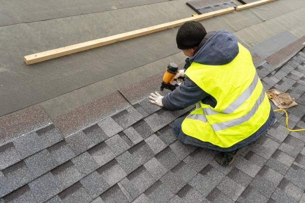 Best Tile Roofing Contractor  in New London, WI